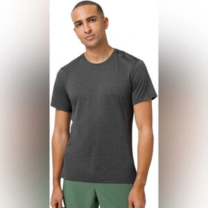 Lululemon Mens XL Gray Fast and Free Short Sleeve Shirt Reflective Running Grey